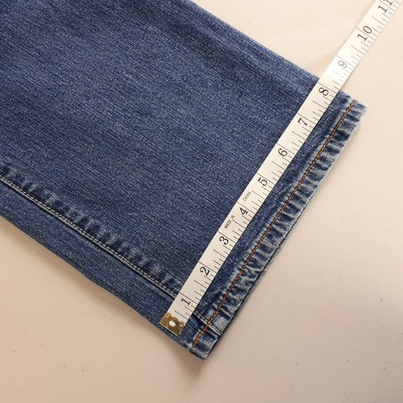 Calvin Klein Vintage Medium Wash Mid-rise Bootcut Jeans - Picture 13 of 16